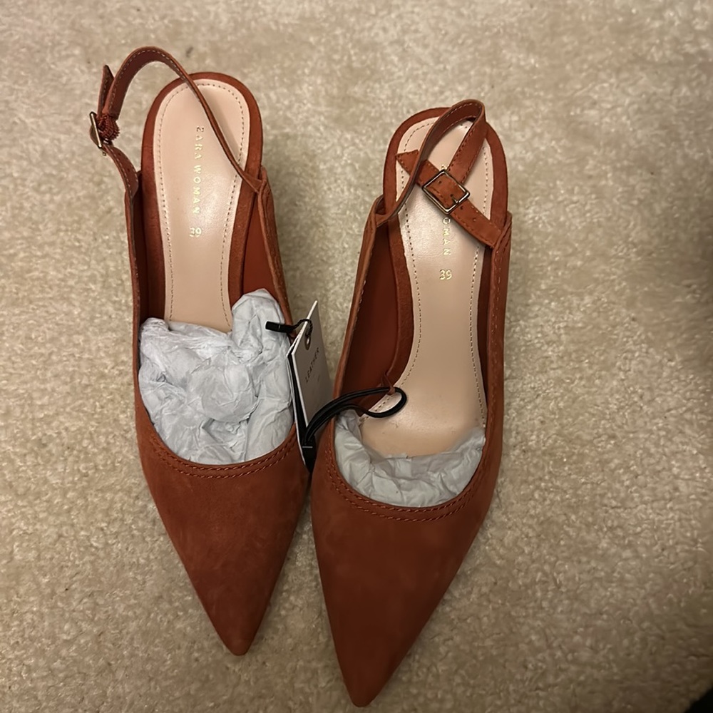 Brand new burnt orange Zara heels with accent heel! - Picture 3 of 4